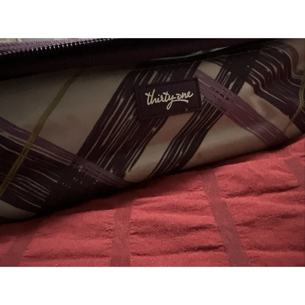 Thirty One Square Insulated Casserole Tote Purple Plaid perfect potluck Tote